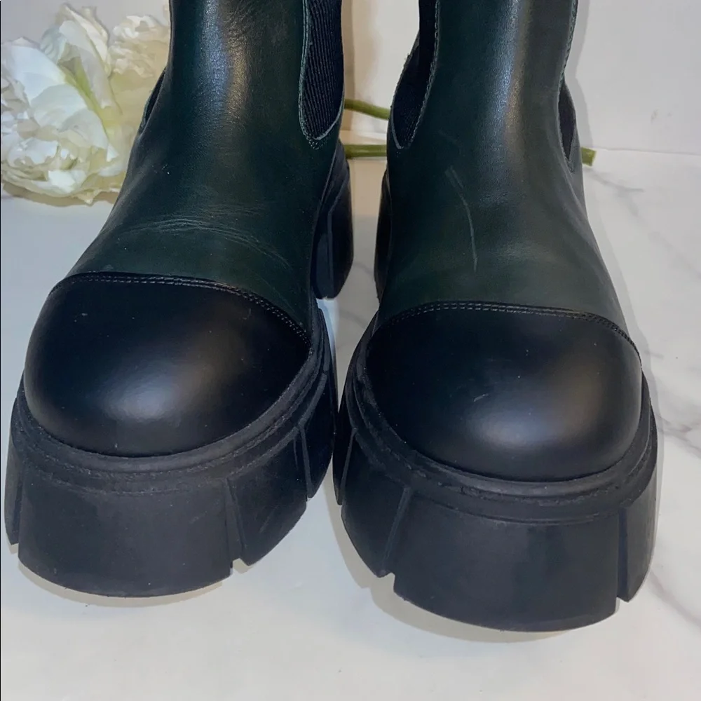 Free People Maren Mid Green Leather Chelsea Boots Size 40(9)